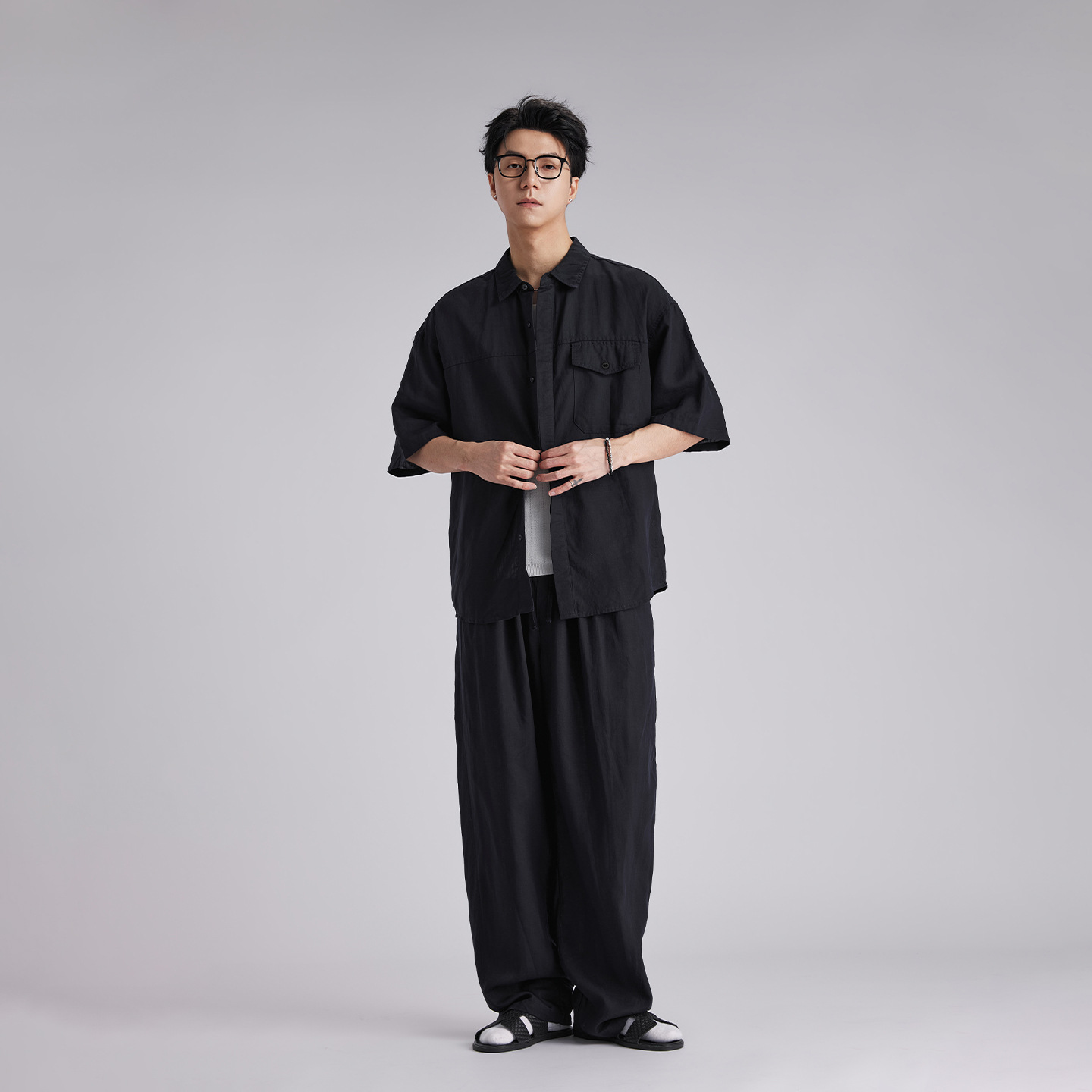 Bộ sơ mi linen tay ngắn nam phong cách lịch lãm, thoáng mát — Xanh navy