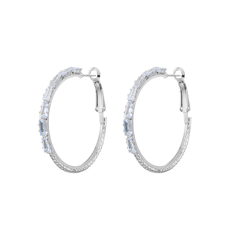 Nicho sentido de diseño de plata esterlina actividad cool guapo aretes de aretes variados para mujeres lujo ligero de alto nivel sensación de cara cuadrada pernos de aretes