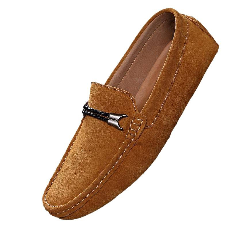 Zapatos de cuero para hombres primavera nuevos zapatos casuales para hombres respirables zapatos negros zapatos al aire libre para hombres jóvenes