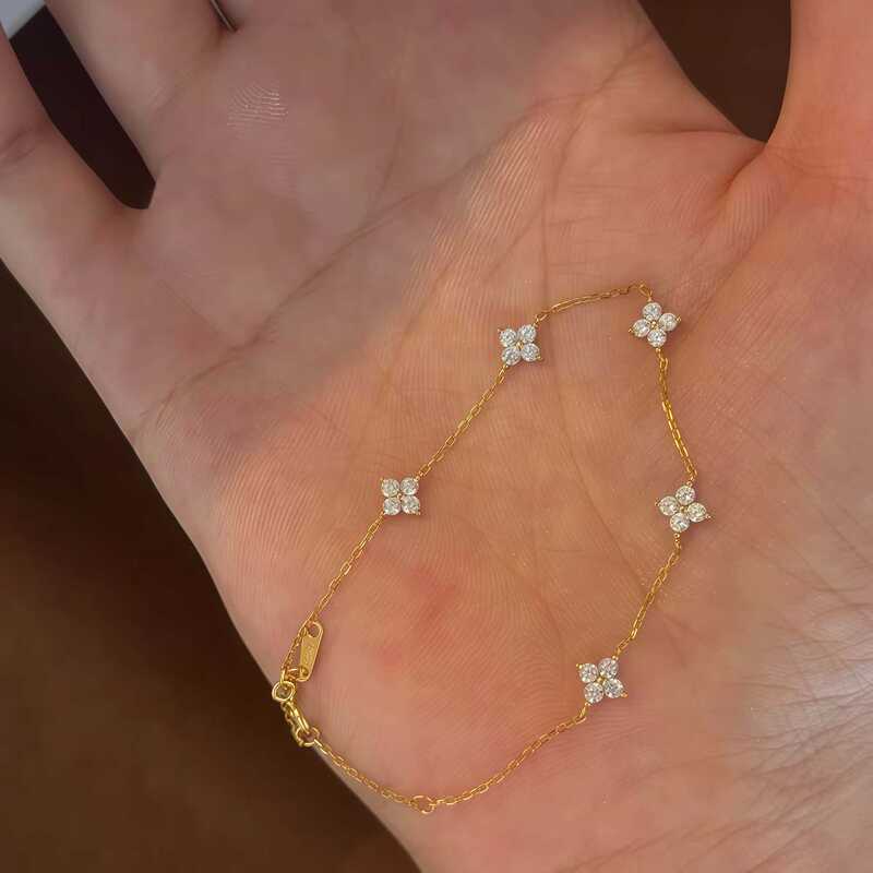 S925 Sterling Silver Plated with 18K Gold Four-Leaf Clover Bracelet, Ins-Style Minimalist Light Luxury Fashion Starry Five-Flower Bracelet