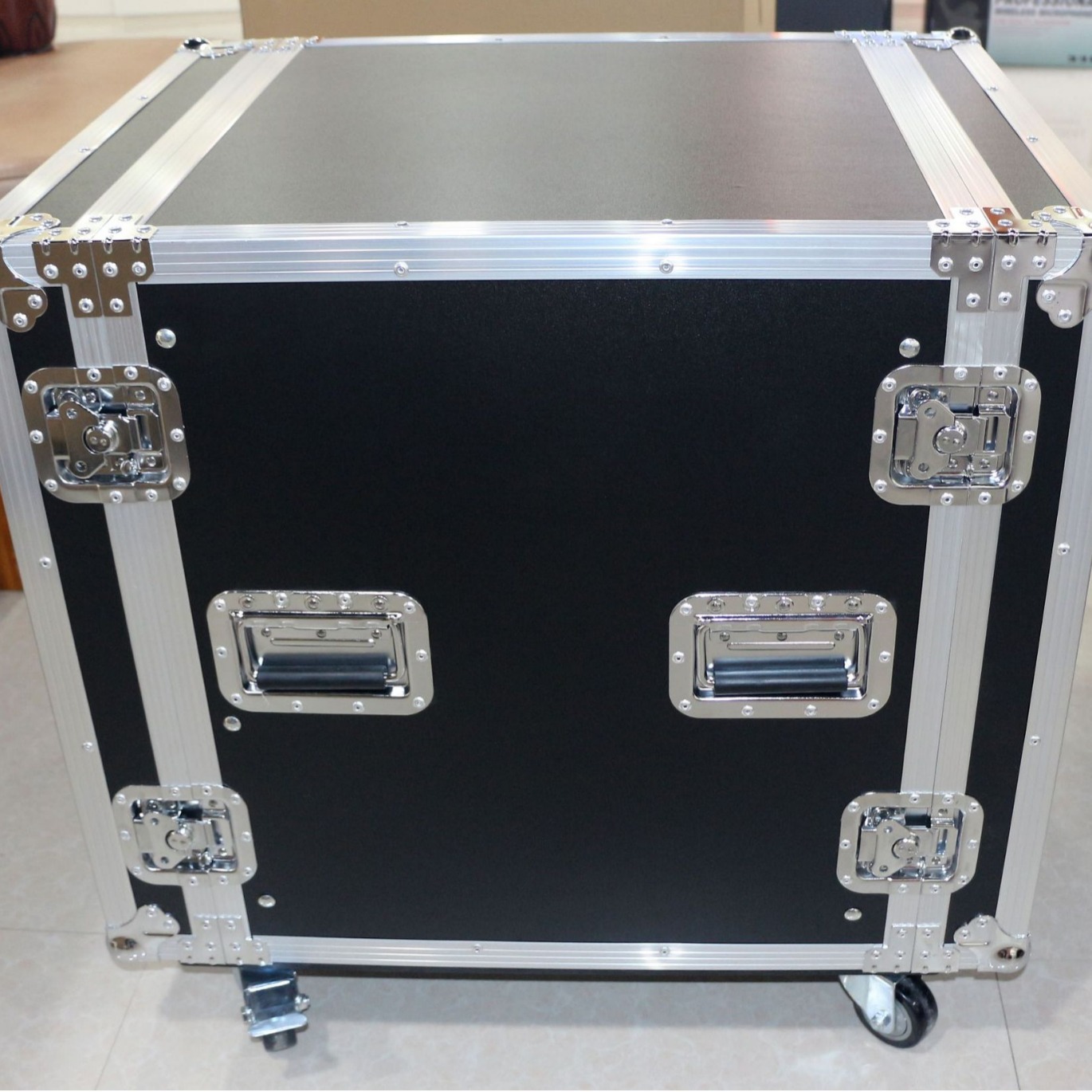 音响航空箱10U铝合金防震双开门万向轮舞台演出专业音响设备机箱