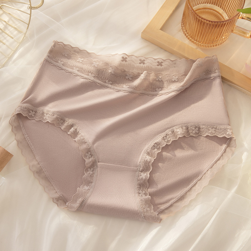 Bragas suaves con borde de encaje dulce, piel ligera, mujer 2024, nuevos calzoncillos antibacterianos de cintura media en la entrepierna de clase 7A