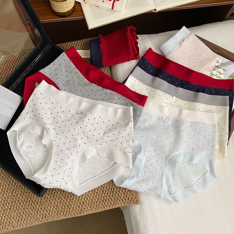 10A Antibacterial New Japanese-Style Sweet Floral Panties with Extended Crotch, Mid-Waist, Skin-Friendly, Comfortable, Fashionable Young Girl's Boxer Briefs