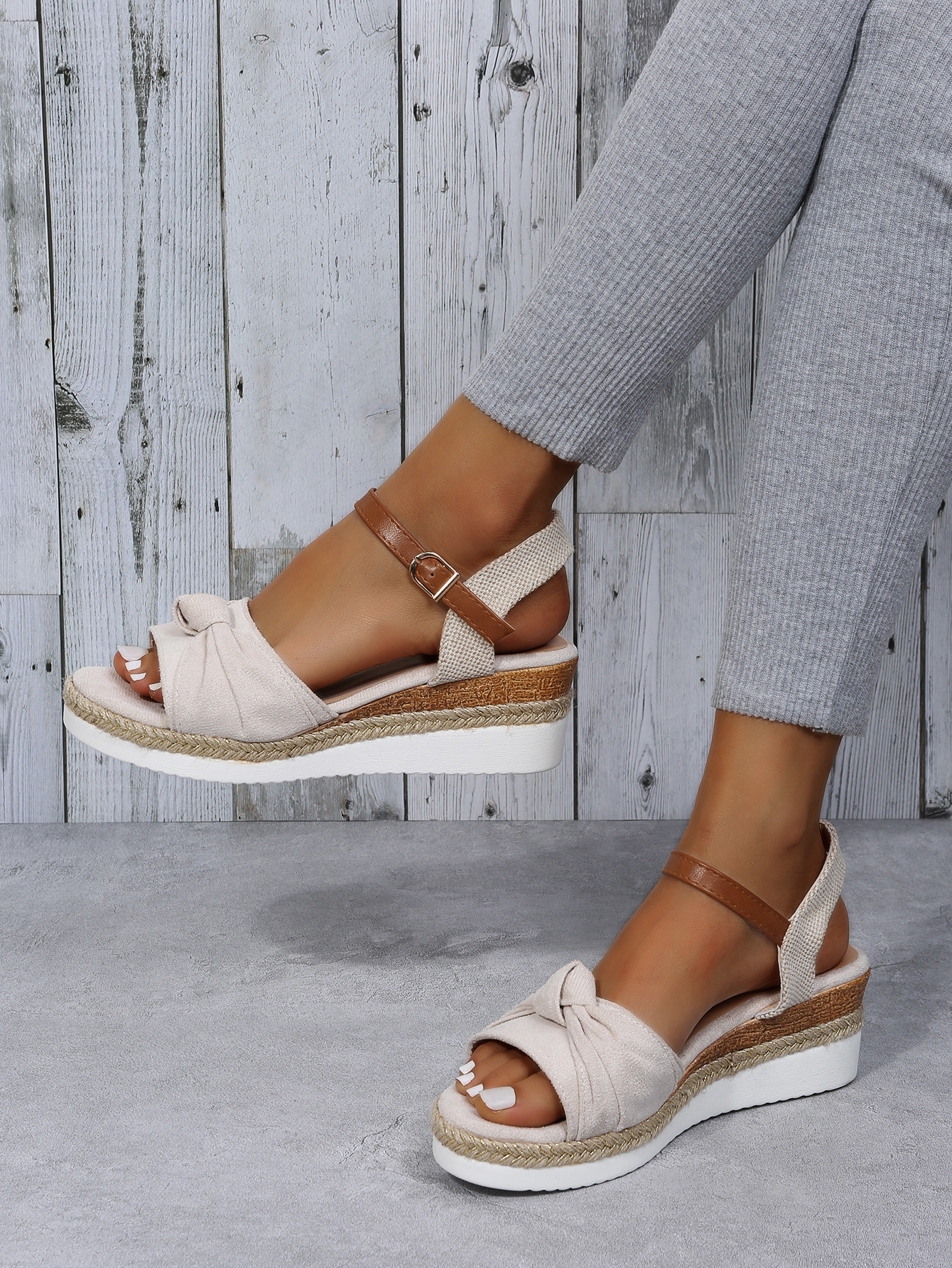 Title 14, Kadınlar için Balık Ağzı Tasarımlı Kenevir Hala...