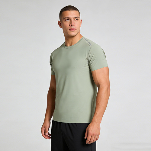 Summer European and American outdoor ice silk thin short-sleeved T-shirt fitness casual sportswear men's ice silk breathable quick-drying clothing