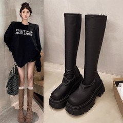 女性用厚底ブーツ 2025 秋の新作ハイブーツ、小柄な人向けの高さを高めるブーツ、ホットガールナイトブーツ