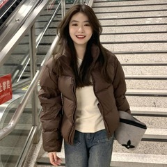 2025 新しい綿の服の女性の冬のショートルーズ厚い綿の服トレンディな綿のジャケットパンジャケットトレンディな無地のジャケット