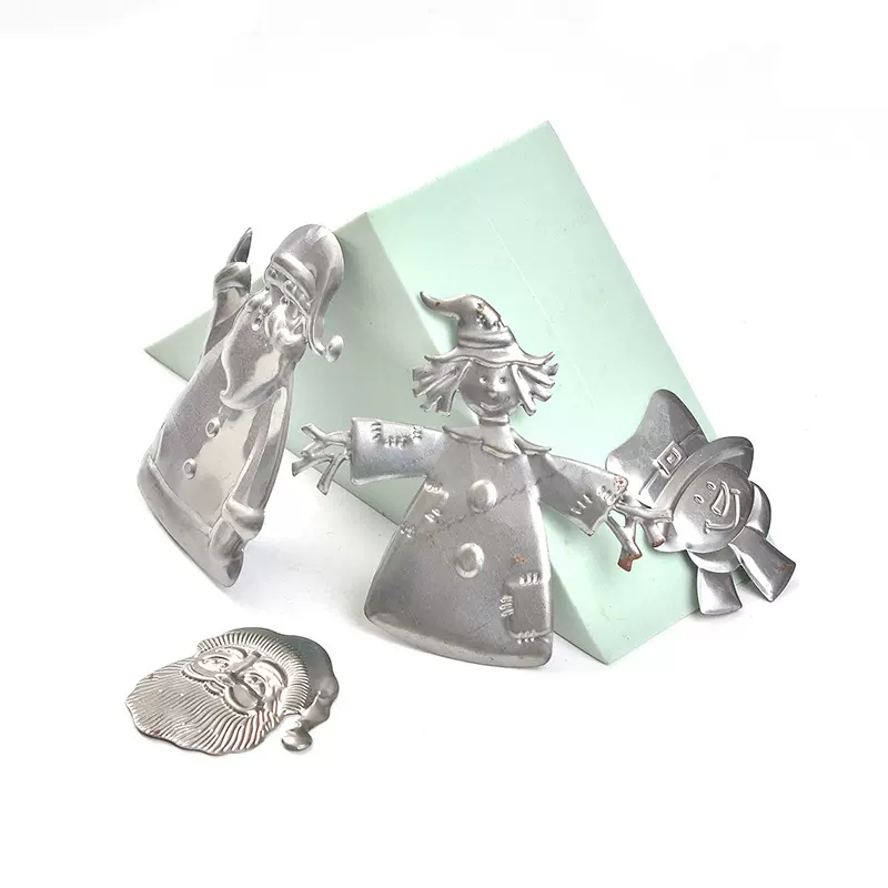 铁质冲压金属工艺圣诞雪人圣诞老人头部装饰五金挂件摆件配饰原材