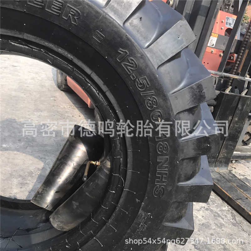 Neumático de maquinaria de construcción 12,5/80-18 neumático de vacío agrícola R4 patrón