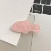 Розовый дельфин