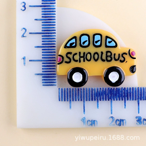 9#small school bus (light yellow B)