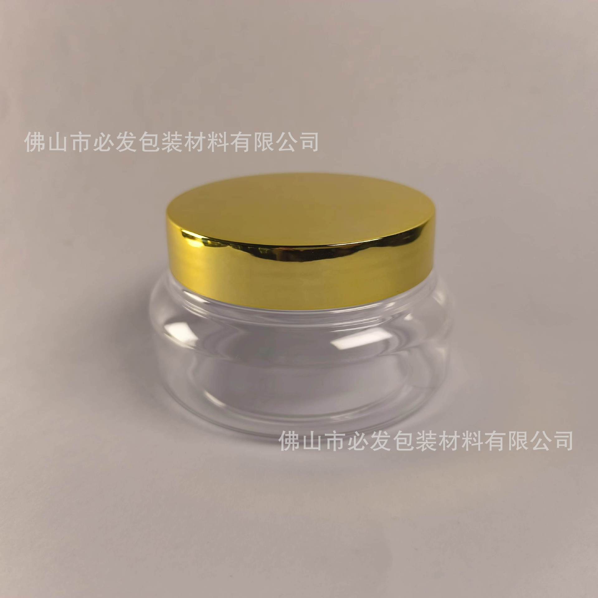 150g; Botella transparente de 150g + tapa chapada en oro; mascota