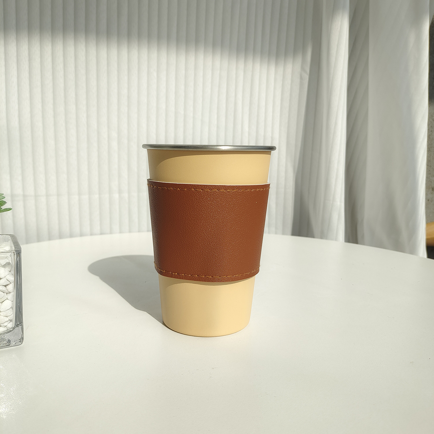 Accesorios: Funda de cuero