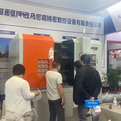 �������س�����������