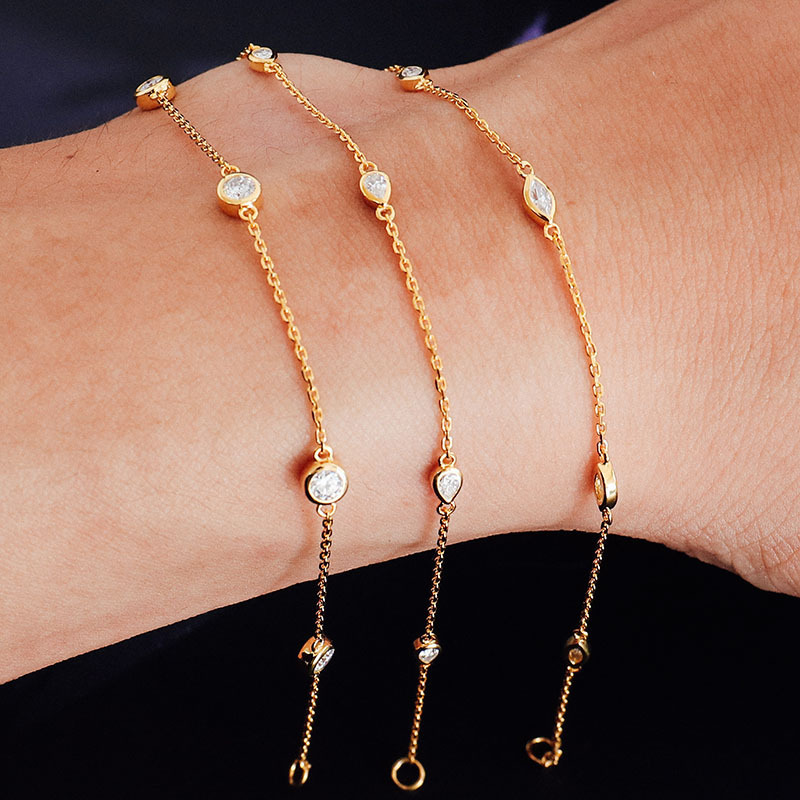 Moissanite Bracelet for Women, 18K Gold Bracelet with a High-End Feel, Simple Pear-Shaped Bracelet, Custom Jewelry with Bezel Setting, Sin Style Bracelet Moissanite Bracelet for Women, 18K Gold Bracelet with a High-End Feel, Simple Pear-Shaped Bracelet, Custom Jewelry with Bezel Setting, Sin Style Bracelet