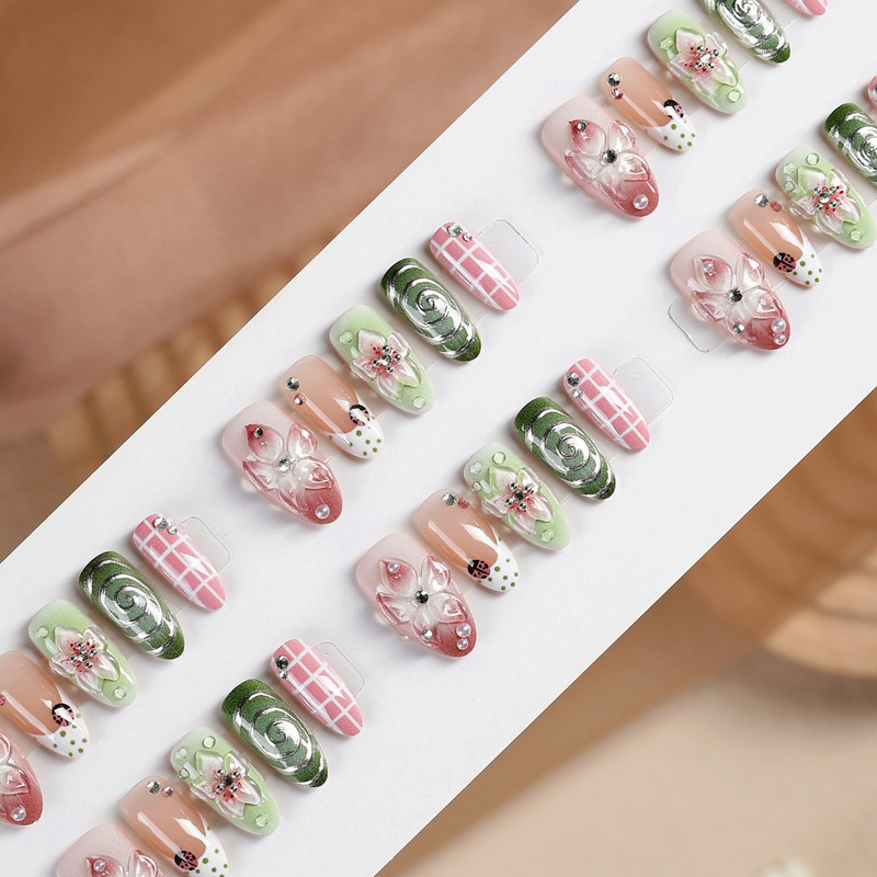 Foreign trade nail art press-on nails, 3D wearable fake nails, purely handmade, fresh style press-on nails