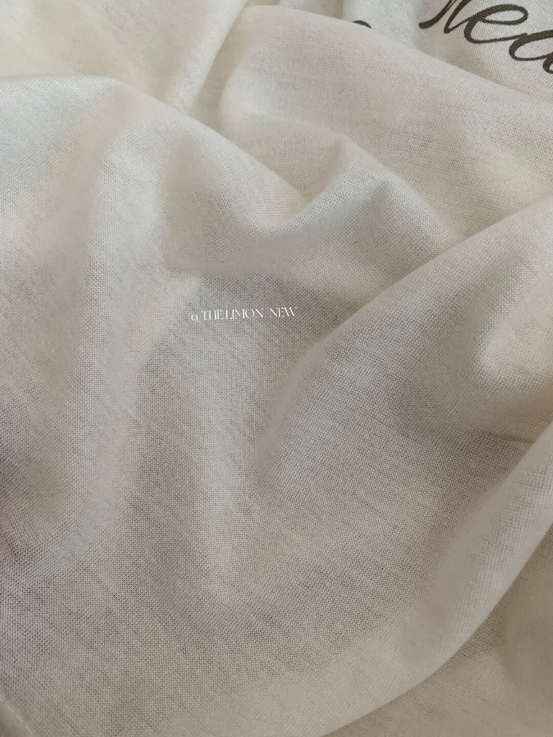 Áo thun nữ tay dài cổ tròn in chữ, phong cách Hàn Quốc, chất liệu cotton thoáng mát — màu đen, màu trắng, màu xám, màu vàng chi tiết 86