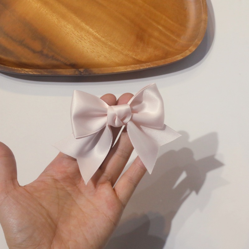 Women's Sweet Simple Style Bow Knot Satin Hair Clip display picture 1