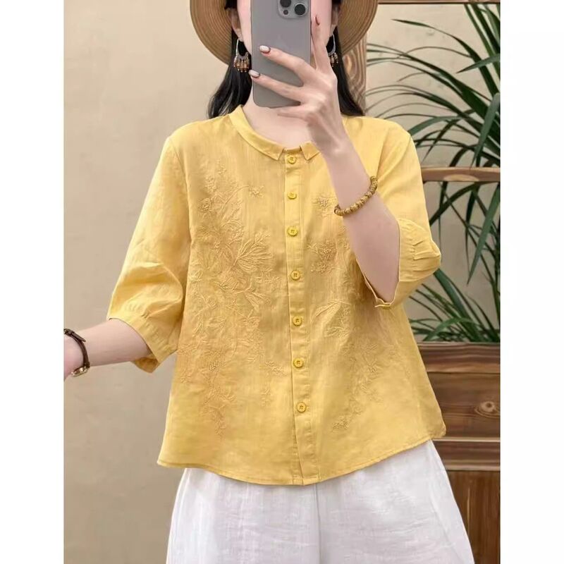 High-Quality Embroidered Cardigan, New Summer Style, Loose Fit, Plus Size, Slimming, Elegant, Age-Reducing Top High-Quality Embroidered Cardigan, New Summer Style, Loose Fit, Plus Size, Slimming, Elegant, Age-Reducing Top