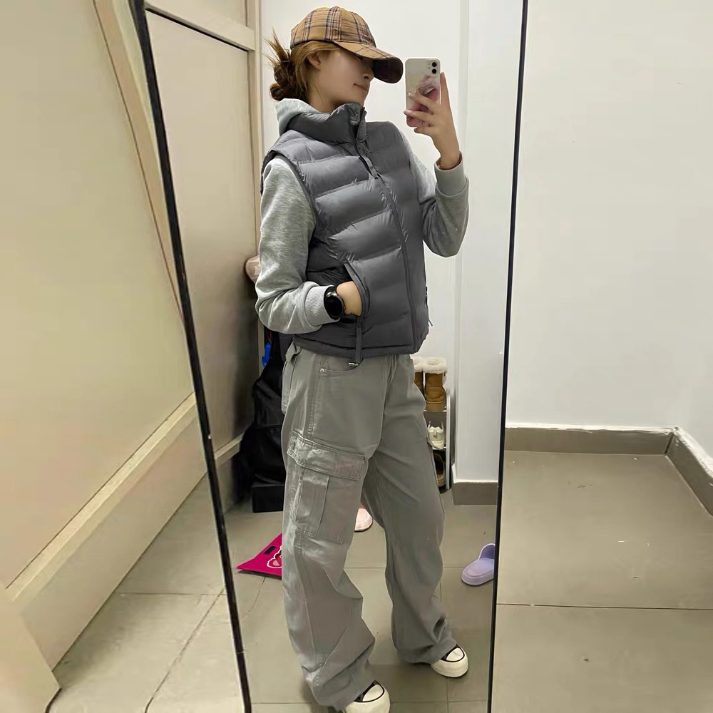 회색