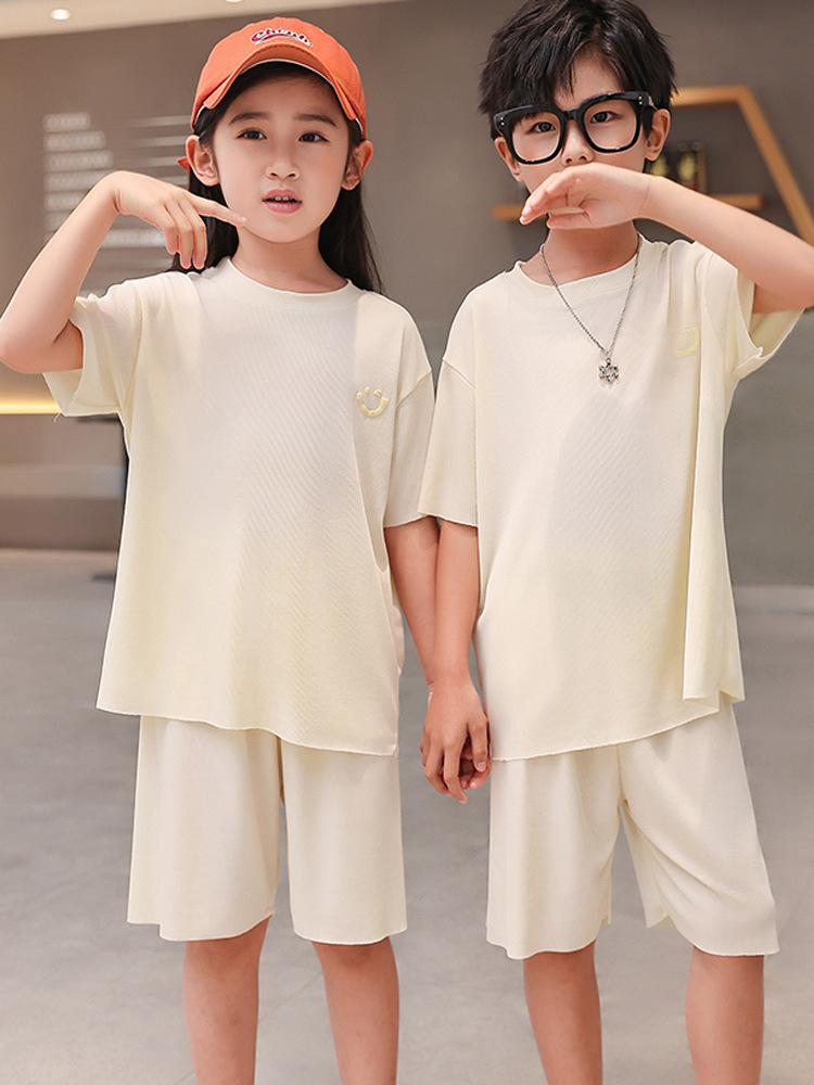 Children's silk pijama