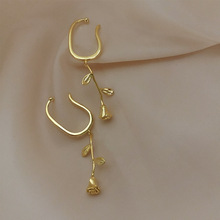 õ�廨�o�����AŮ�r�Џ͹Ż�֦������С���W�������䵭�L���˶���