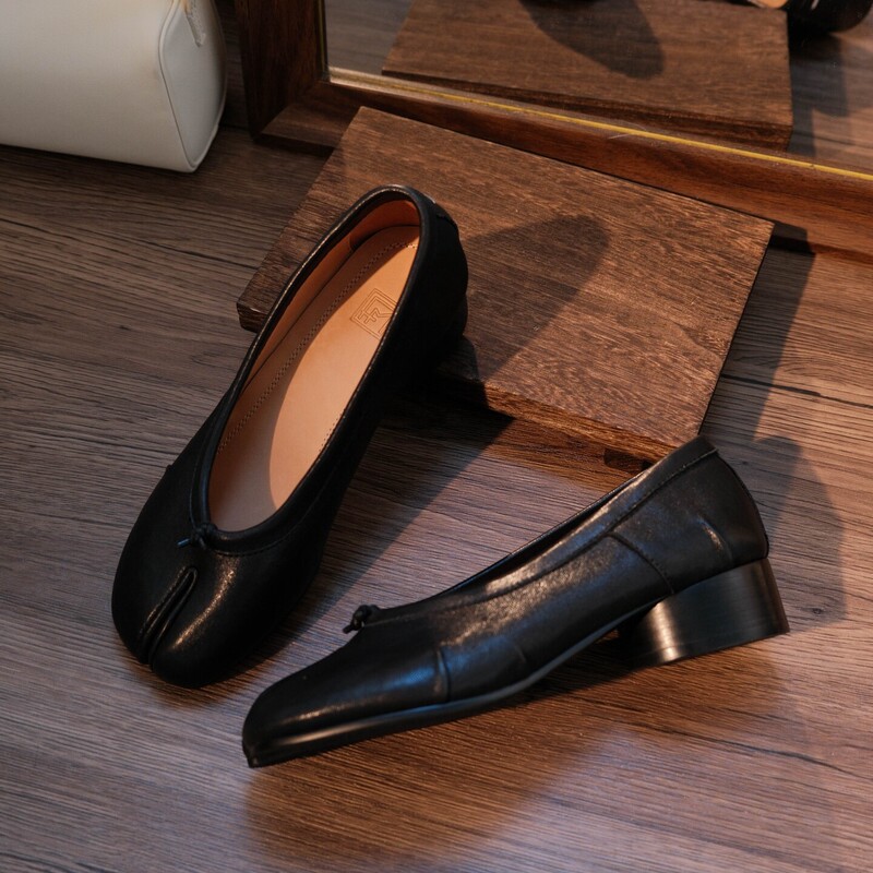 Sheepskin Version~Grape Ma Style Pig's Hoof Split-Toe 2026 New Spring and Autumn Chunky Heel Retro Mid-Heel Ballet Flats Sheepskin Version~Grape Ma Style Pig's Hoof Split-Toe 2026 New Spring and Autumn Chunky Heel Retro Mid-Heel Ballet Flats