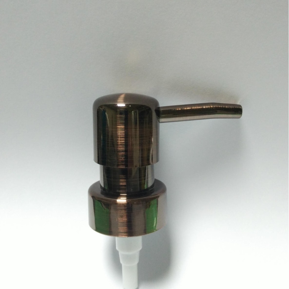 电镀泵头 洗手液瓶新圆头枪管拉丝卫浴皂液器CHP345