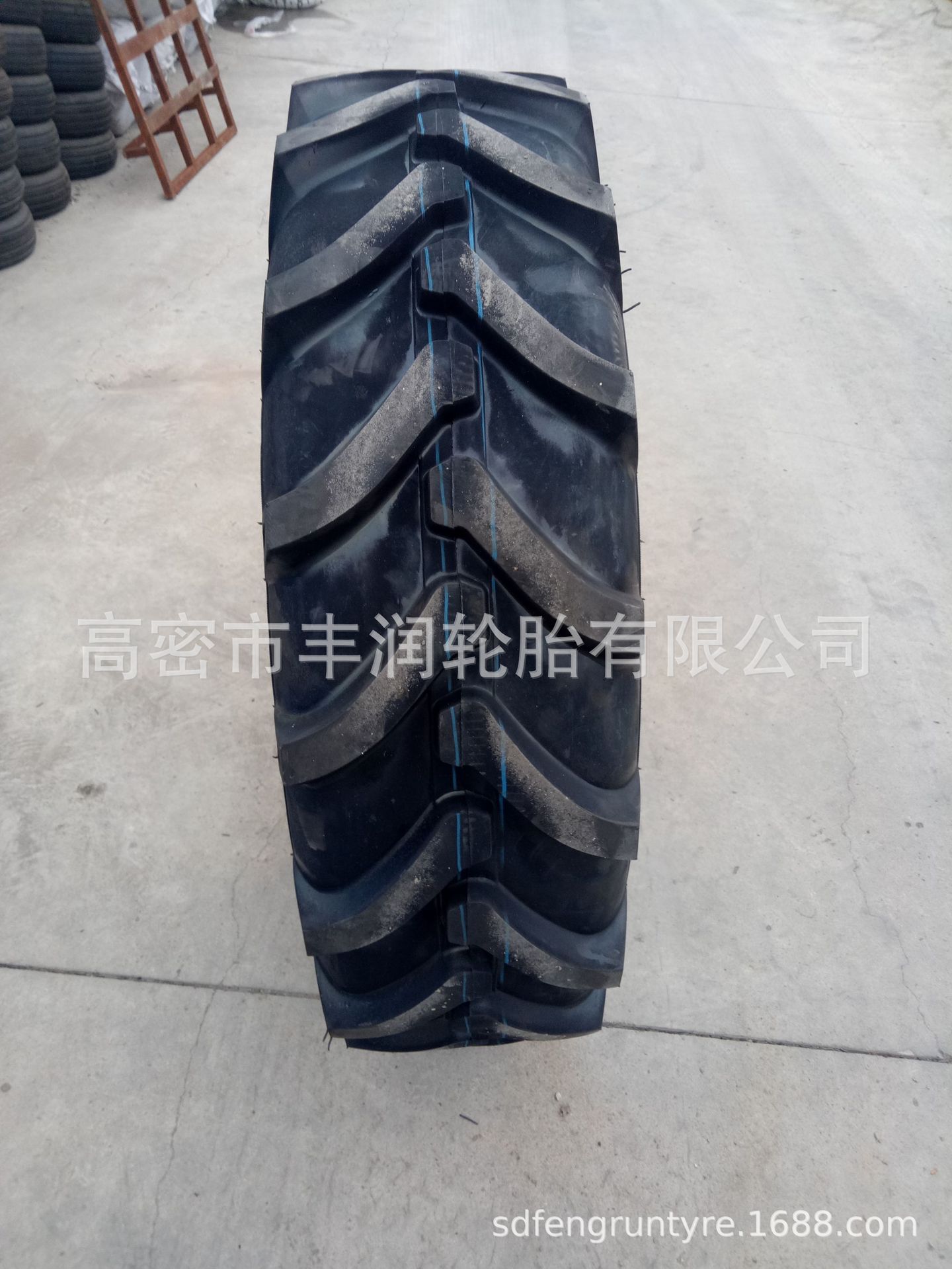 供应 13.6-28 农用车 R1花纹轮胎 耐磨