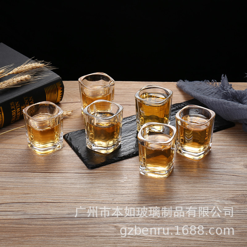 Pequeña copa de vino vidrio de fondo grueso vidrio espíritus vidrio vino blanco shochu una taza de bala de disparo taza de impresión con logotipo