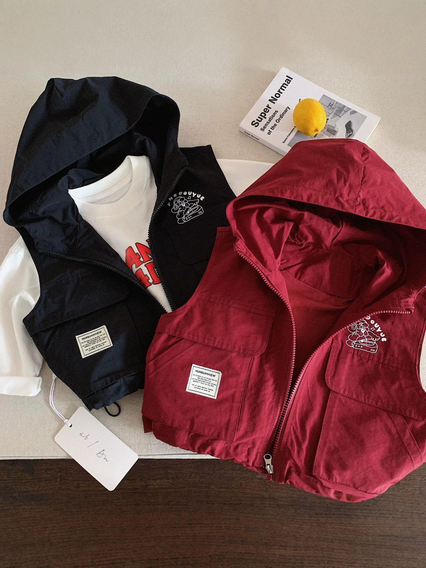 Children's vest with hood sleevless
