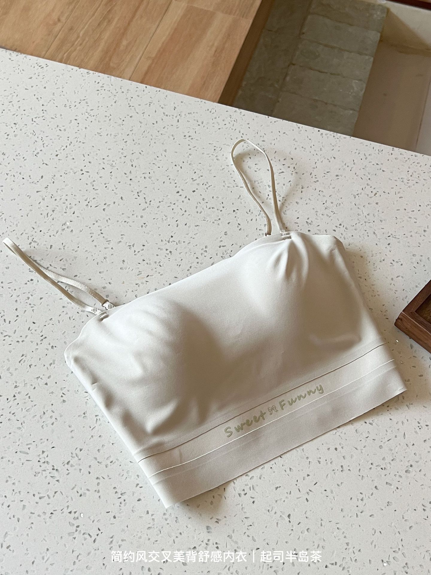 Ventas directas de fábrica comercio electrónico transfronterizo sudeste asiático Vietnam Tailandia ropa interior chaleco simple hueco hermoso espalda cómodo sujetador de texto