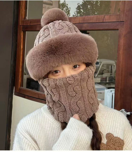 Fur ball hat-dark coffee