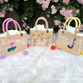 新款森女系花朵樱桃鸭子刺绣草编手提包女休闲度假沙滩包手工编织