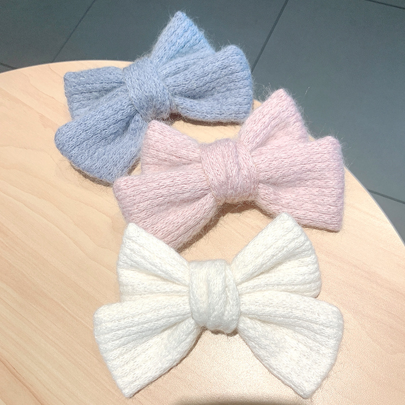 Woolen Knitted Big Bow Hairpin display picture 1