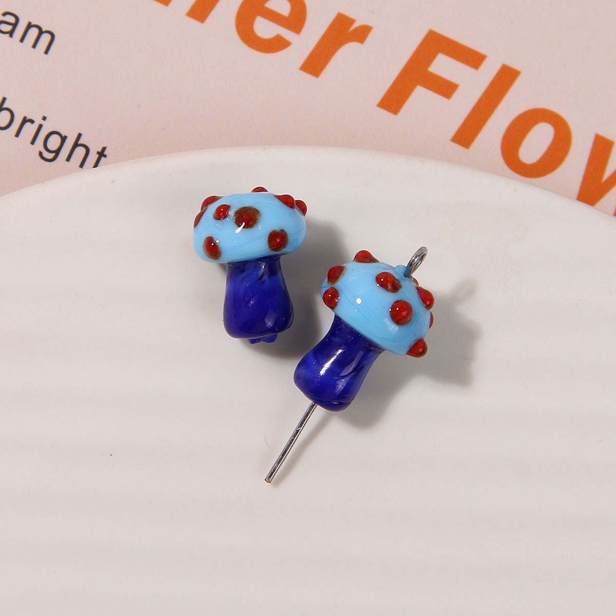 3g Weight Beads Jewelry Making Type 16*12mm Jewelry Making Size DIY Jewelry Accessories Classification 1 Piece Quantity glass Material Mushroom Pattern Polishing Design Casual, Sweet, Simple Style Style 1 Piece 16*12mm Glass Mushroom Beads 25