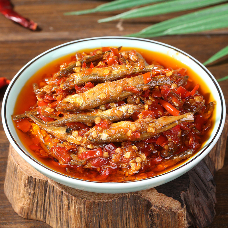 Xiaoxianghao Chopped Pepper Small Fish Chowder Spicy Hunan Specialty Ready-to-Eat Small Fish Dried Hairy Fish Bibimbap Sauce Wholesale