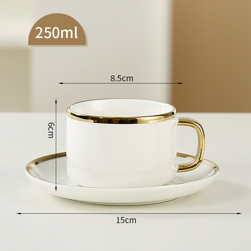 프놈펜 절묘한 흰색 1 컵 1 접시