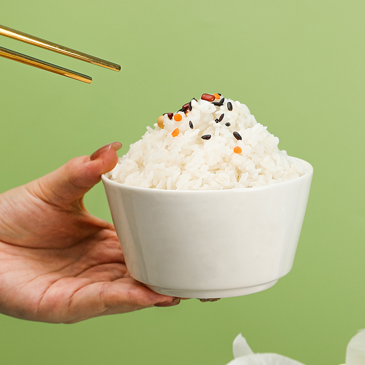 創意家庭用陶磁器のご飯の碗の小さい清新な茶碗のシンプルな食事の碗のお菓子の皿のセット|undefined
