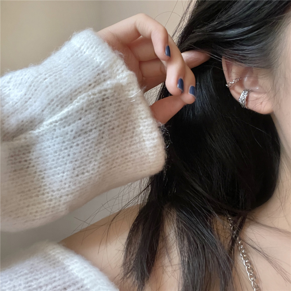 Retro Geometric Ear Bone Clip Korean Personality Design Sense Opening Adjustable Fashion Earrings display picture 4