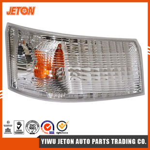 Suitable for Mitsubishi Fuso Canter Euro5 2012-2021 Eyebrow Lamp Assembly 214-1570