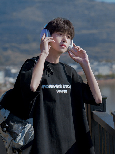 Cross-border Instagram short-sleeve t-shirt for men, Hong Kong-style printed round neck t-shirt, Hong Kong-style simple and versatile streetwear brand, five-point upper garment