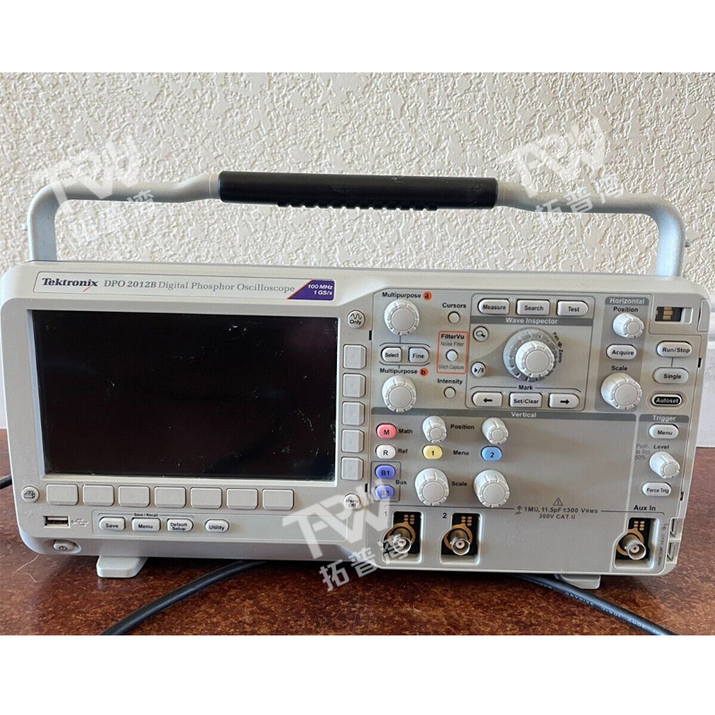 泰克 Tektronix 100MHz 双通道 DPO2012B 数字荧光示波器数据采集