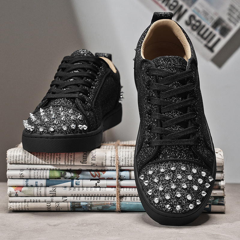 2025 punk estilo remache skate zapatos de moda deportiva nicho estrellas Europa y América en vivo estudiantes zapatos de moda al aire libre