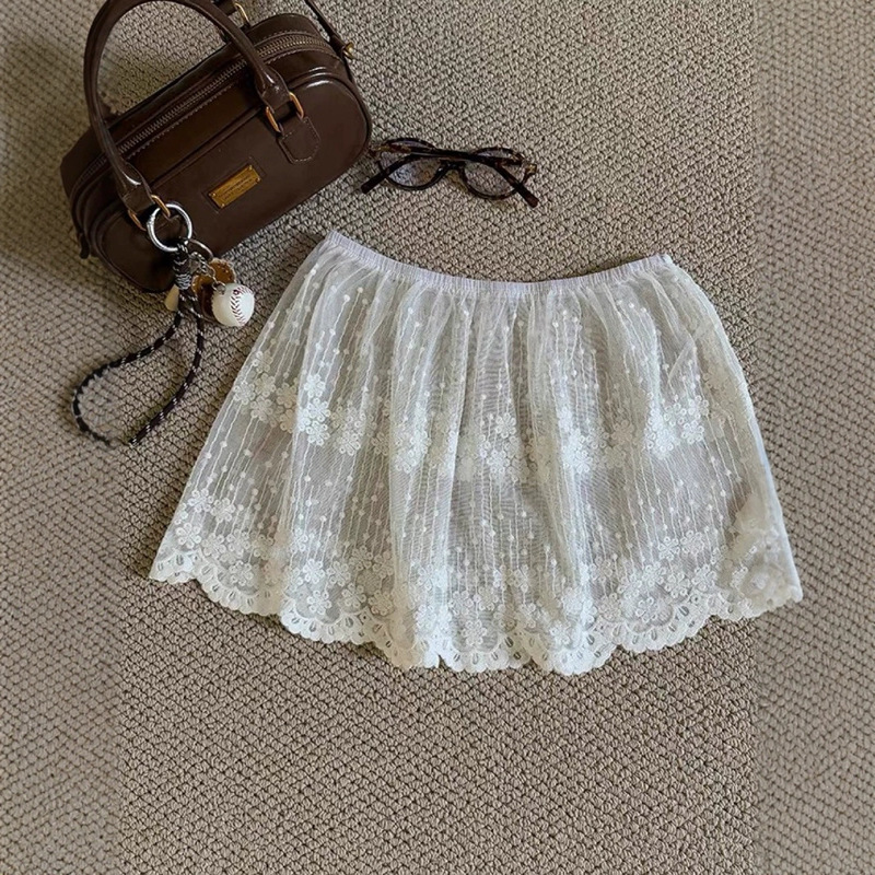 2025 Summer New Stacked Lace Fart Curtain Women's Autumn and Winter Matching Skirt Curtain Fashionable White Lace Skirt Trendy