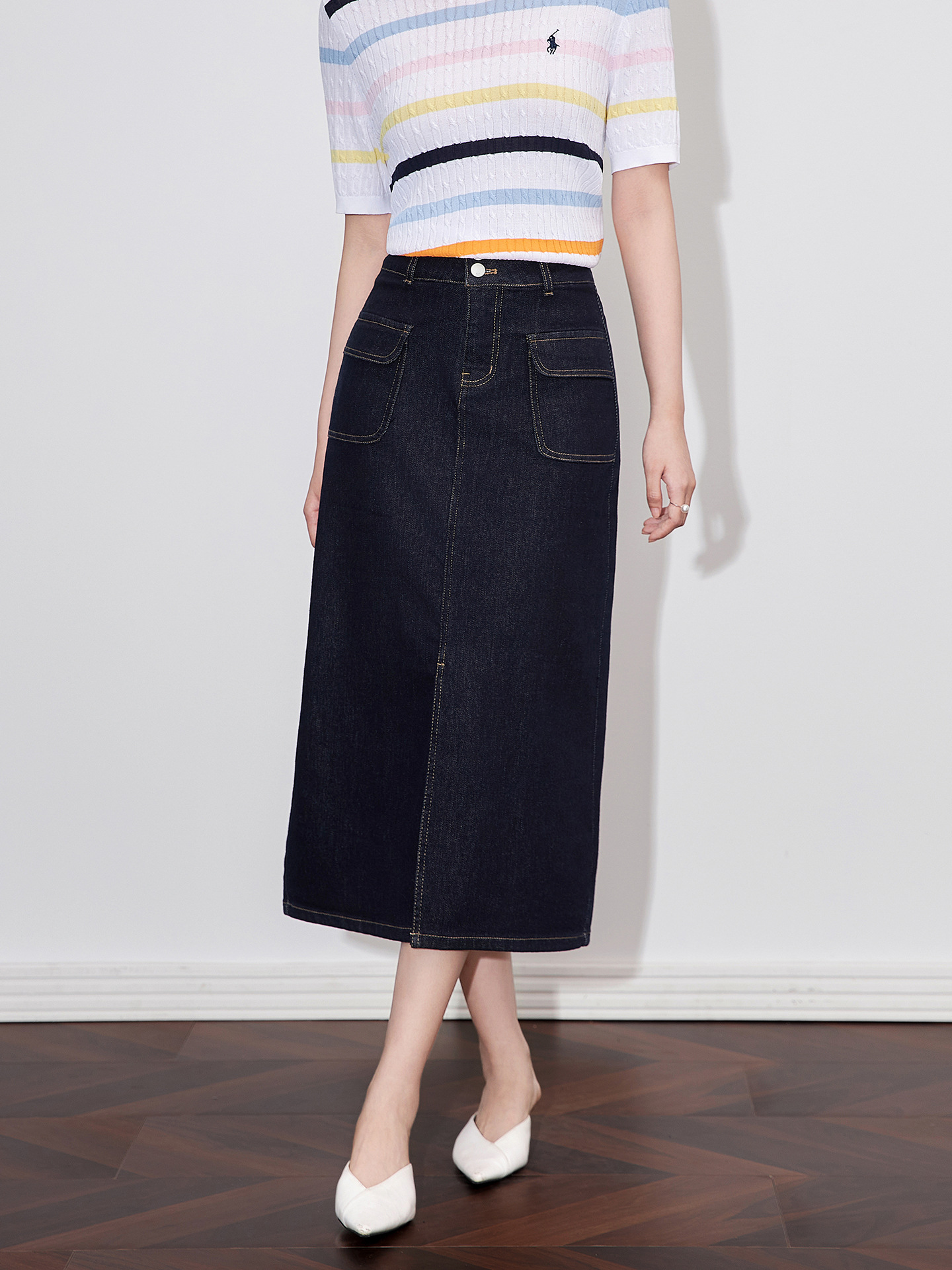 Chân váy denim cạp cao phong cách Hồng Kông cổ điển, dáng ôm xẻ tà dài giữa — Màu xanh đậm