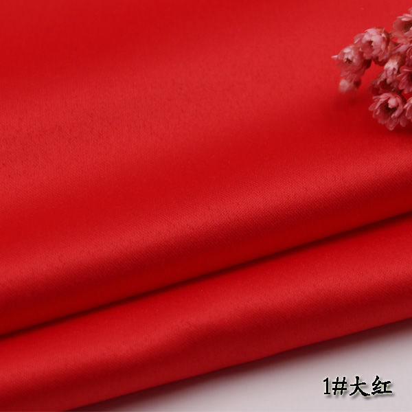 厚手のつや消しサテン生地の高級服のウェディングドレス|undefined