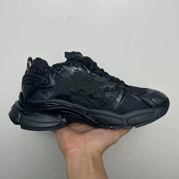 New European Cross-Border Model Paris Seventh-Generation Height-Increasing Thick-Soled Dad Shoes for Men and Women, Casual Comfortable Versatile Sports Shoes