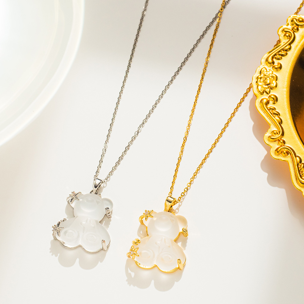 Elegant Lady Little Bear Titanium Steel Pendant Necklace display picture 3