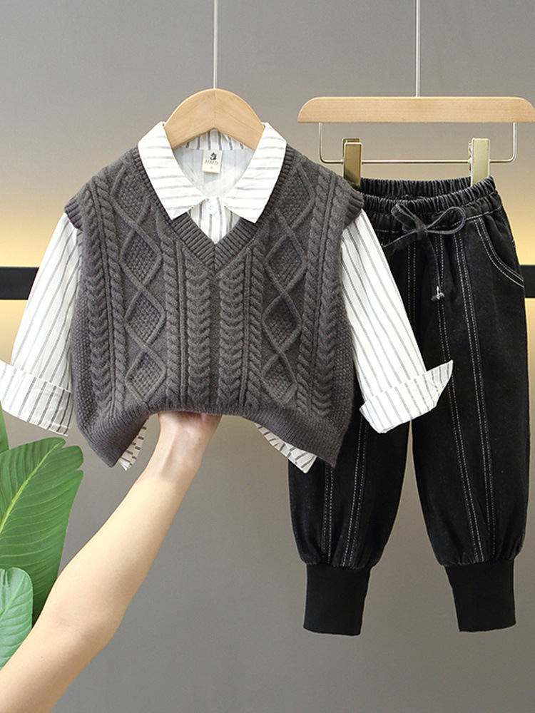 6341 Traje de otoño para niños 2025 Nuevo estilo coreano Chaleco de lana para niños pequeños Camisa de bebé de tres piezas